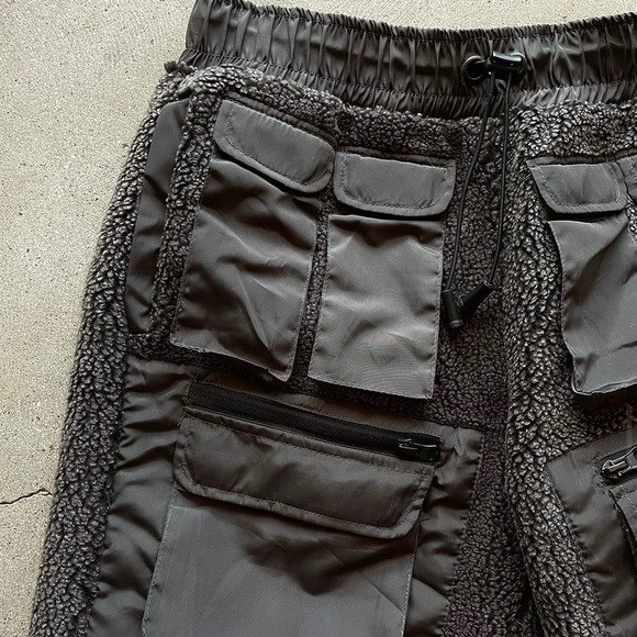 Basketcase Gallery Sherpa Tech Shorts - Picture 2 of 2